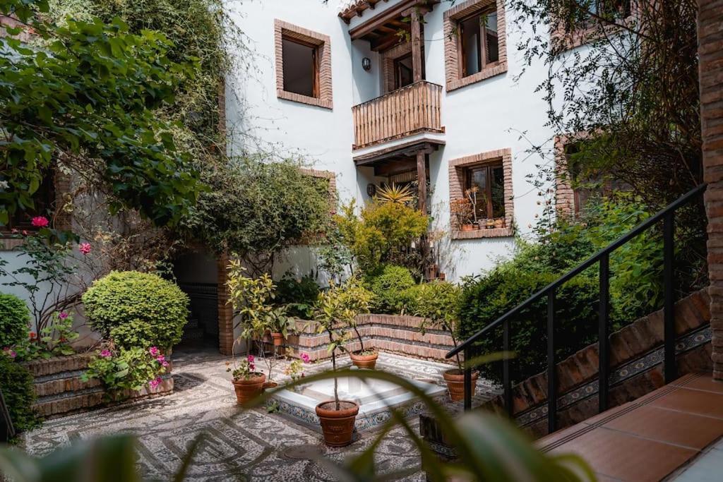 Qh Caldeleria Vieja Lägenhet Granada Exteriör bild