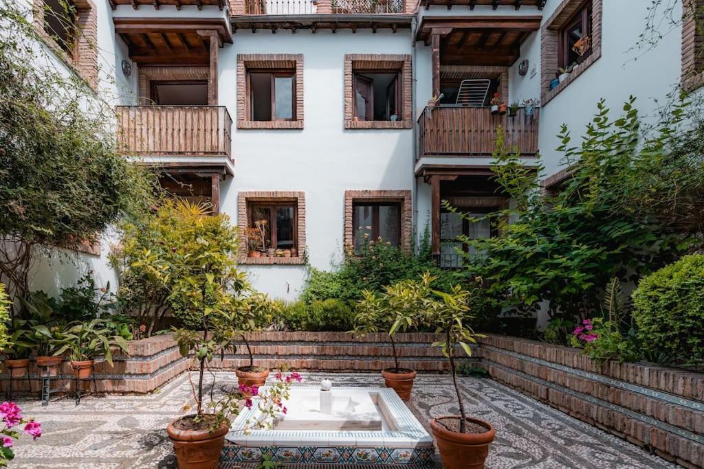 Qh Caldeleria Vieja Lägenhet Granada Exteriör bild